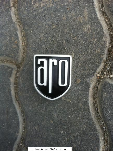 VAND Emblema ARO " NOUA" - Emblema este noua si dimensiumile sunt; - lungime - Vanzari  piese si accesorii
