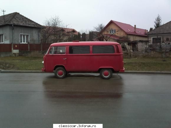VW Bus - pare vopsita recent - Am vazut prin Cluj-Napoca
