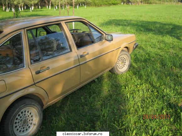 VW Passat B1 Coupe '74 - Nel - Prezentare masini