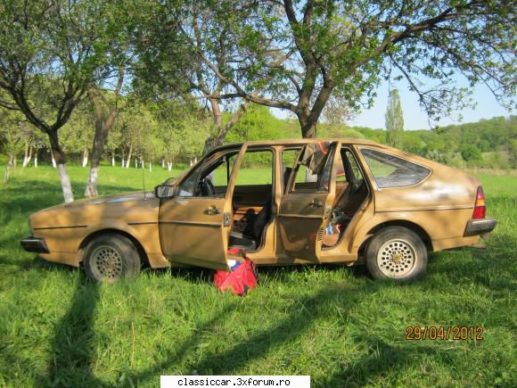 VW Passat B1 Coupe '74 - Nel - Prezentare masini