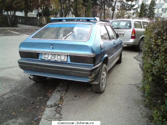VW Scirrocco - sta pe o strada laturalnica fata de constantin - Am vazut prin Cluj-Napoca