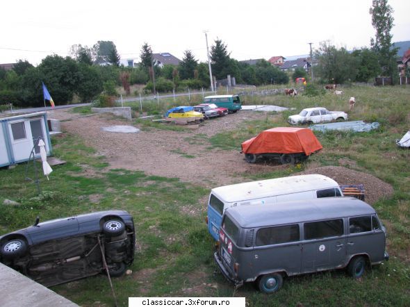 VW T2 militar - Cateva poza din 2013. Plafonul alb a fost vopsit - Prezentare masini