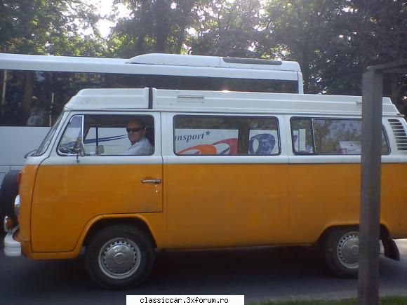 VW T2b Camper - Am fost reperat azi in traficul bucurestean :D In - Prezentare masini