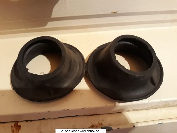 V�nd piese Dacia - Mansone rezervor noi- 25 lei/bucata - Vanzari  piese si accesorii