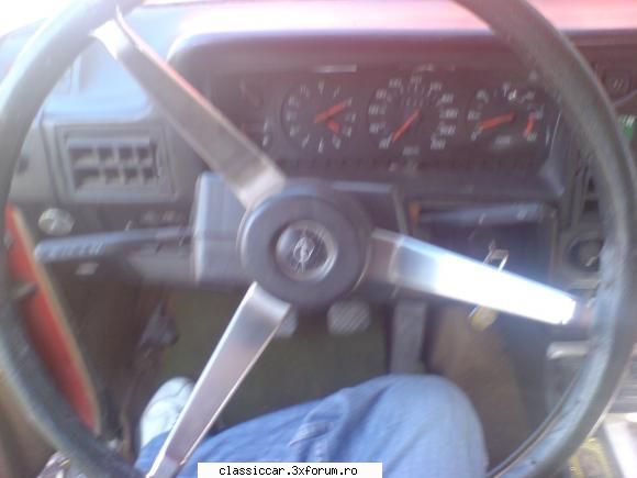 Vanatoarea de opeluri - nu, nu vi se pare, este un bord de cn inauntru in - Am vazut prin Romania