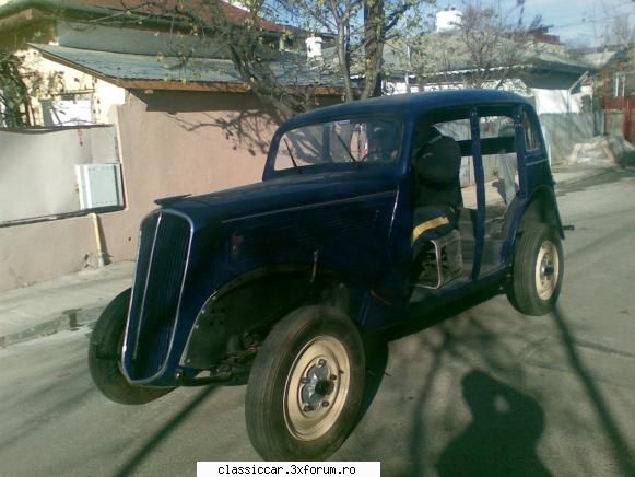 Vanatoarea de opeluri - opel six in curs de restaurare - Am vazut prin Romania