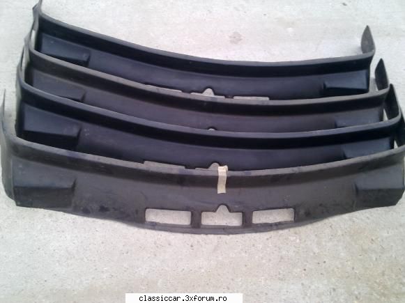 Vand... - spoilere dacia 1310 mai am 2 buc - Vanzari  piese si accesorii