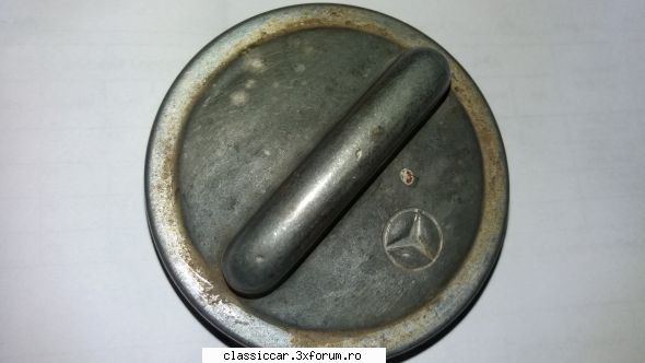 Vand... - Buson mercedes 20 lei - Vanzari  piese si accesorii