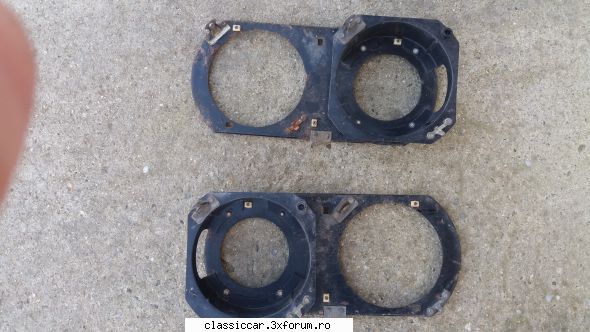 Vand... - Set suporti faruri dacia 1310 , noi 60 lei - Vanzari  piese si accesorii