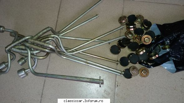 Vand... - Coarba roti dacia 15 lei buc Capac radiator 5 lei - Vanzari  piese si accesorii