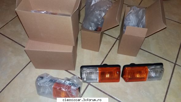 Vand... - Lampi semnalizare fata aro 24 , noi 70 lei / set - Vanzari  piese si accesorii