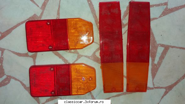Vand... - Sticle stop spate aro vandut Sticle stop camion - Vanzari  piese si accesorii