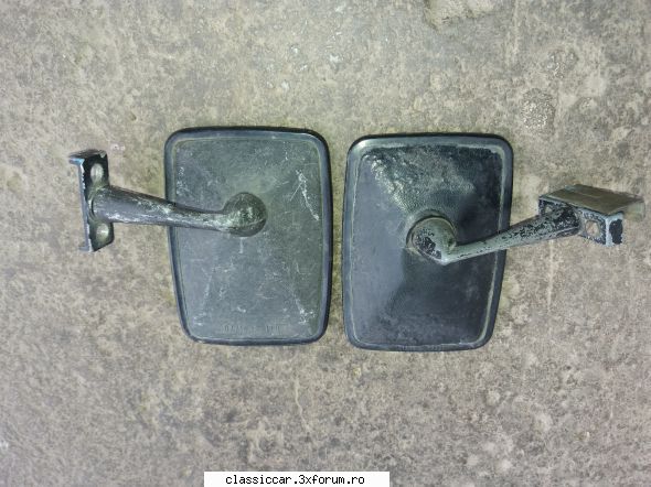 Vand 2 oglinzi cu prindere pe rama usii - dragoos - Vanzari  piese si accesorii