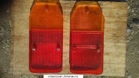 Vand 2 sticle stop ARO - licu - Vanzari  piese si accesorii