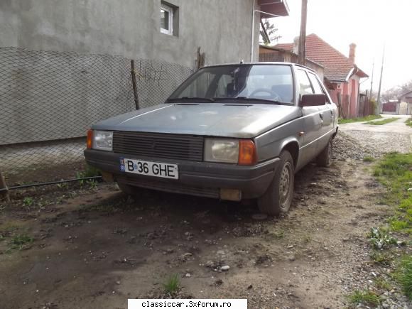 Vand Renault 9 TDE argintiu - Vand Renault 9 diesel - Vanzari auto-moto clasice direct de catre proprietari