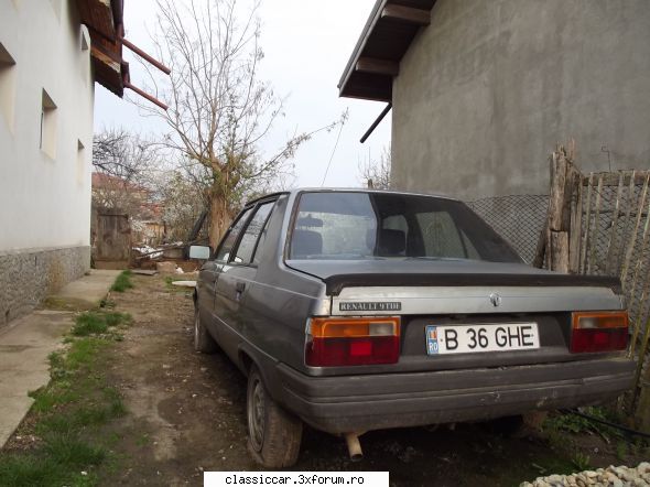 Vand Renault 9 TDE argintiu - Dumitru Cristian - Vanzari auto-moto clasice direct de catre proprietari