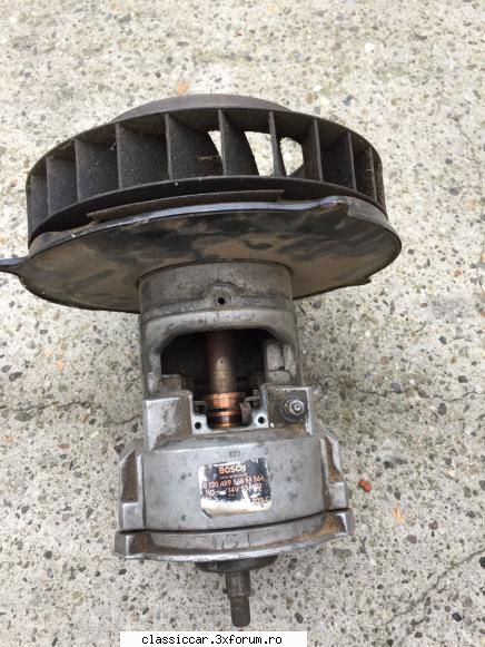 Vand alternator vw kafer/ bus - Vand alternator. Nu are joc sau zgomot in - Vanzari  piese si accesorii