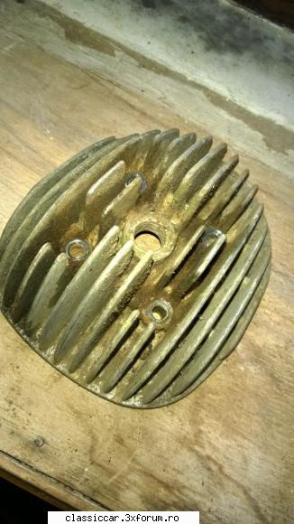 chiulasa - 70 lei vand cateva piese motoreta carpati