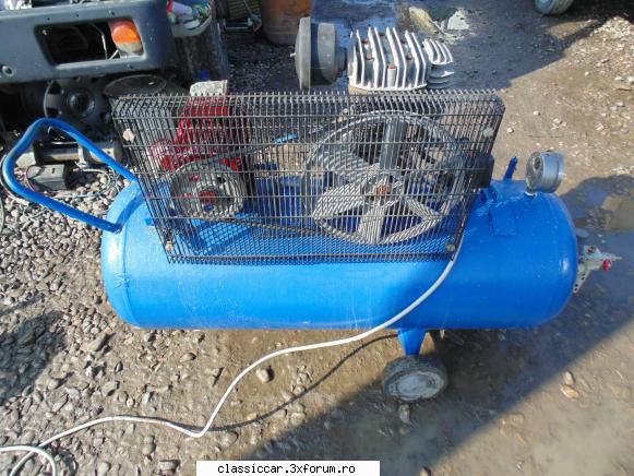 Vand compresor aer 200 litri. - Vand compresor aer 200 litri. De vanzare - Vanzari  piese si accesorii