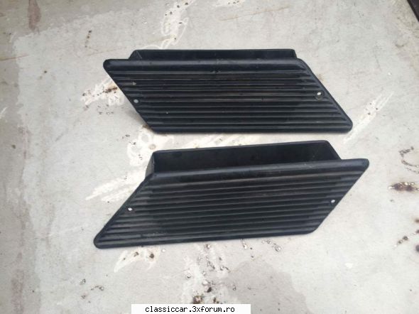 Vand diverse piese - Aeratoare grile aripi spate dacia 1310 noi - 30 - Vanzari  piese si accesorii