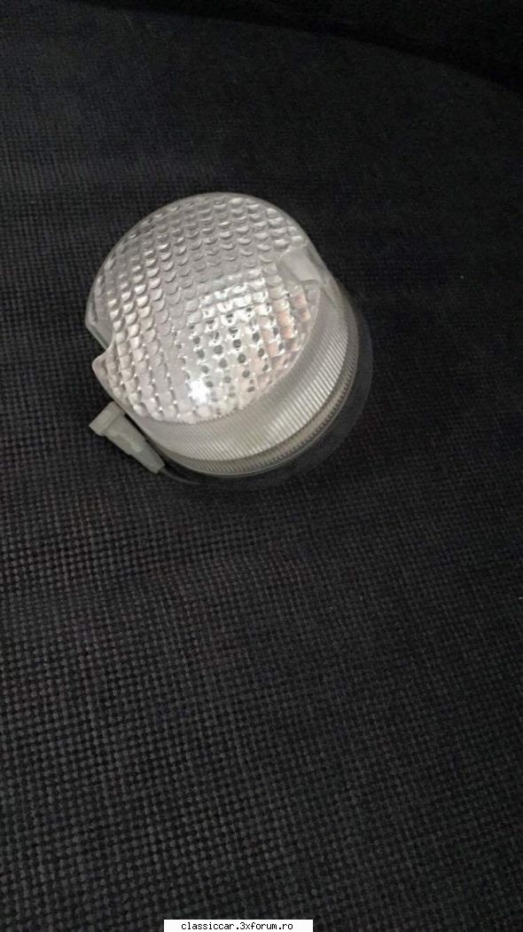 Vand diverse piese - Lampa noua TV - 50 lei - Vanzari  piese si accesorii