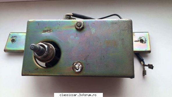 Vand diverse piese - Motoras stergator spate dacia break - 50 lei - Vanzari  piese si accesorii