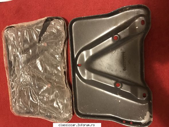Vand diverse piese - Tavita baterie noua - 50 ron buc Vandut - Vanzari  piese si accesorii