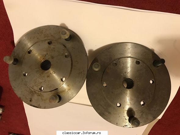 Vand diverse piese - Butuci dacia ron buc Vandut - Vanzari  piese si accesorii