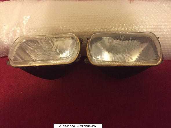 Vand diverse piese - Faruri (se vede starea) - 100 ron setul - Vanzari  piese si accesorii