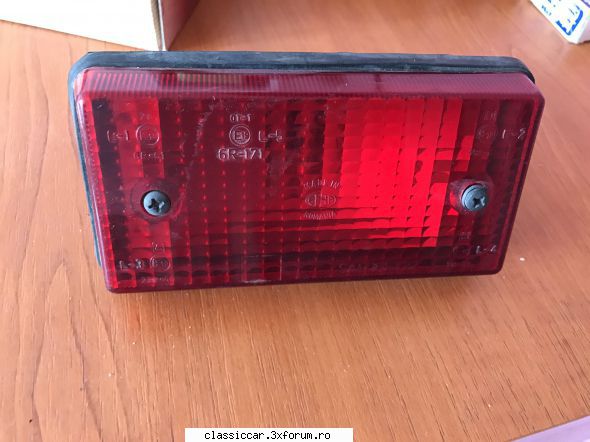 Vand diverse piese - Lampa ceata noua - 30 ron - Vanzari  piese si accesorii