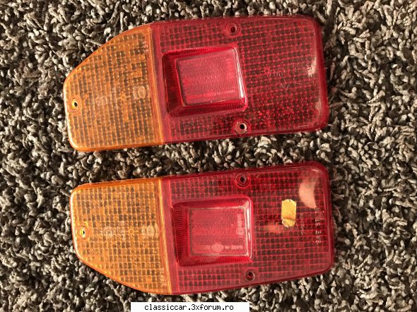 Vand diverse piese - Dispersoare stopuri dacia break - 45 lei setul - Vanzari  piese si accesorii