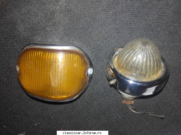 Vand diverse piese - Lampa Ims sticla cu soclu.-30 lei lampa SR-25 lei - Vanzari  piese si accesorii