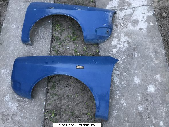 Vand diverse piese - Aripi fibra de sticla Dacia ron setul Vandut - Vanzari  piese si accesorii
