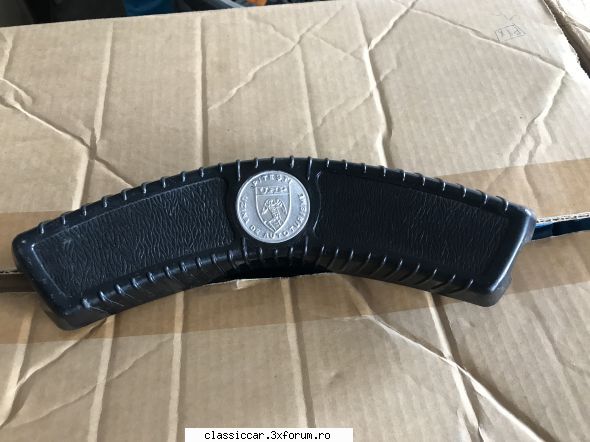 Vand diverse piese - Capac volan nou Dacia - 80 lei - Vanzari  piese si accesorii