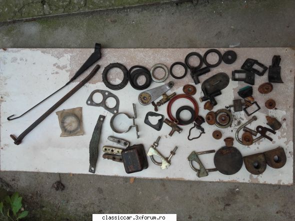 Vand diverse piese - Maruntisuri ramase de la 1100 si lei tot - Vanzari  piese si accesorii