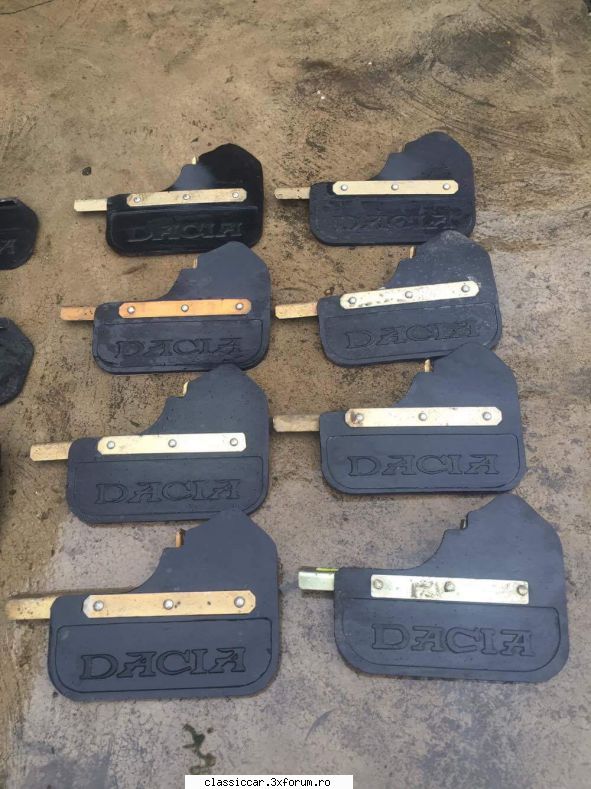 Vand diverse piese - Bavete noroi noi de dreapta cu suport - 50 buc ( - Vanzari  piese si accesorii