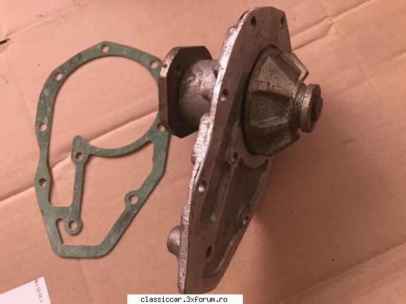 Vand diverse piese - Capac pompa apa Pulsor - vandut - Vanzari  piese si accesorii