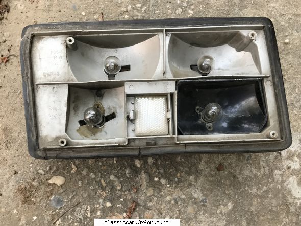 Vand diverse piese - Tripla stanga cu catadioptru mic - 50 lei - Vanzari  piese si accesorii