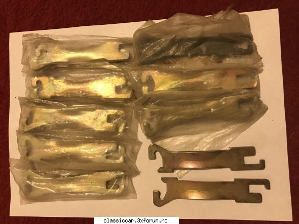 Vand diverse piese - Distantiere saboti - 10 lei setul - Vanzari  piese si accesorii