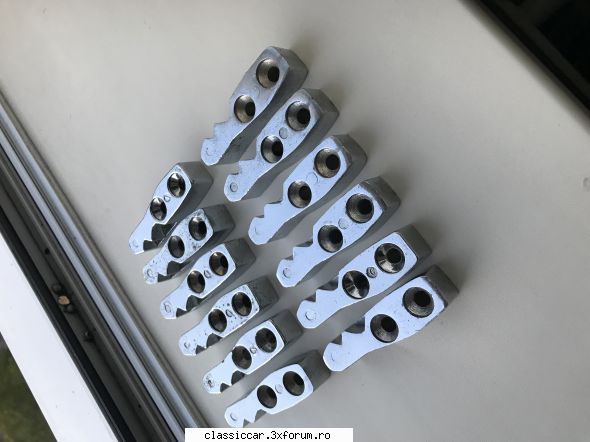 Vand diverse piese - Cremaliere cromate noi - vandut - Vanzari  piese si accesorii