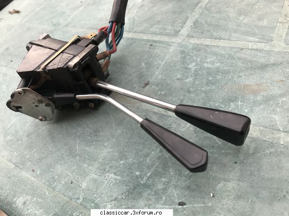 Vand diverse piese - Bloc lumini jaeger impecabil - vandut - Vanzari  piese si accesorii