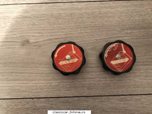 Vand diverse piese - Busoane ulei noi cu partea superioara din tabla - Vanzari  piese si accesorii
