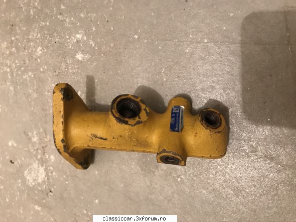 Vand diverse piese - Pompa frana simplu circuit noua - 150 lei - Vanzari  piese si accesorii