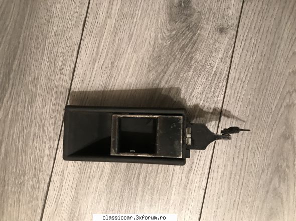 Vand diverse piese - Maner nou Liberta/ lei - Vanzari  piese si accesorii
