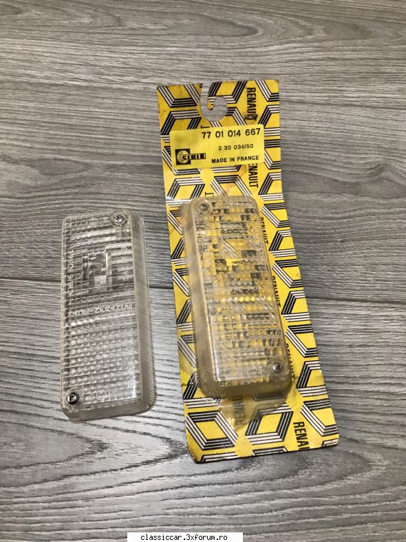 Vand diverse piese - Set geamuri semnalizare CIBIE Dacia 1300 noi - Vanzari  piese si accesorii