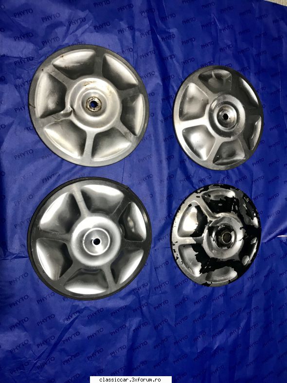 Vand diverse piese - Capace testoasa - vandut - Vanzari  piese si accesorii