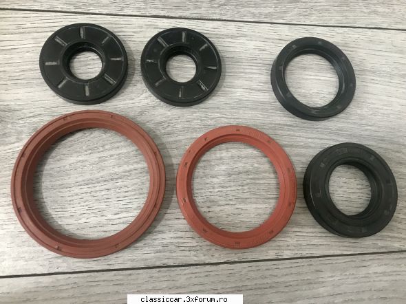 Vand diverse piese - Diverse simeringuri - 20 lei buc, sau se face - Vanzari  piese si accesorii