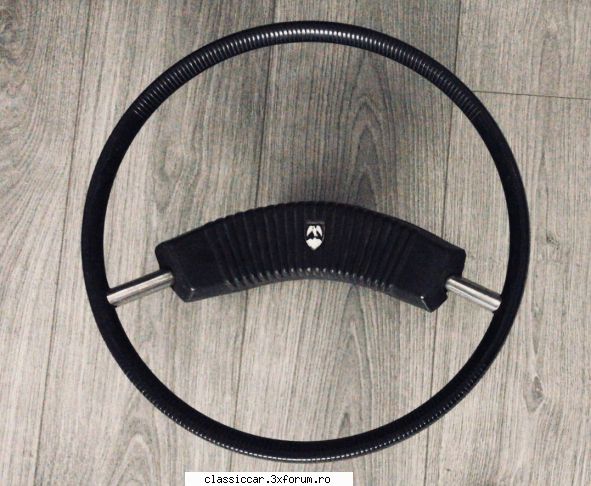 Vand diverse piese - Volan Dacia 1301 - vandut - Vanzari  piese si accesorii