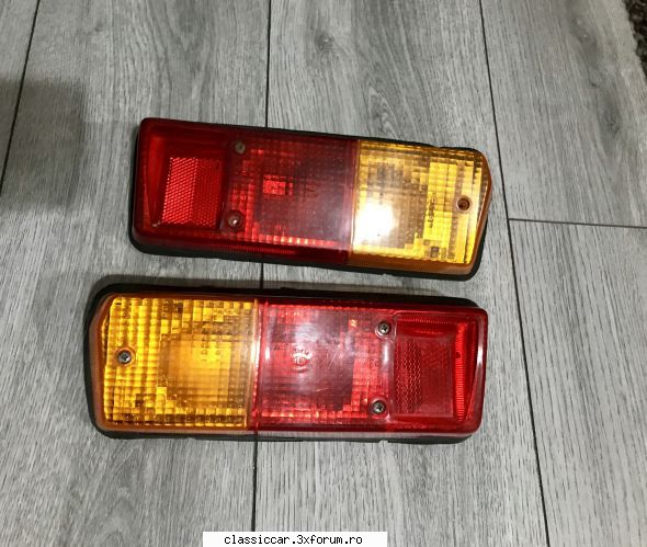 Vand diverse piese - Set stopuri Dacia 1300 ELBA - 150 lei - Vanzari  piese si accesorii