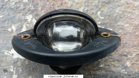 Vand diverse piese Dacia si altele - Lampa nr 40 lei - Vanzari  piese si accesorii
